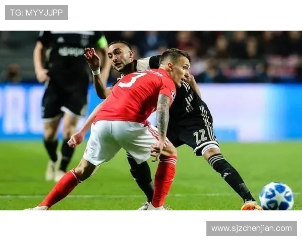 欧冠小组赛焦点对决本菲卡与阿贾克斯谁能打破0分尴尬局面